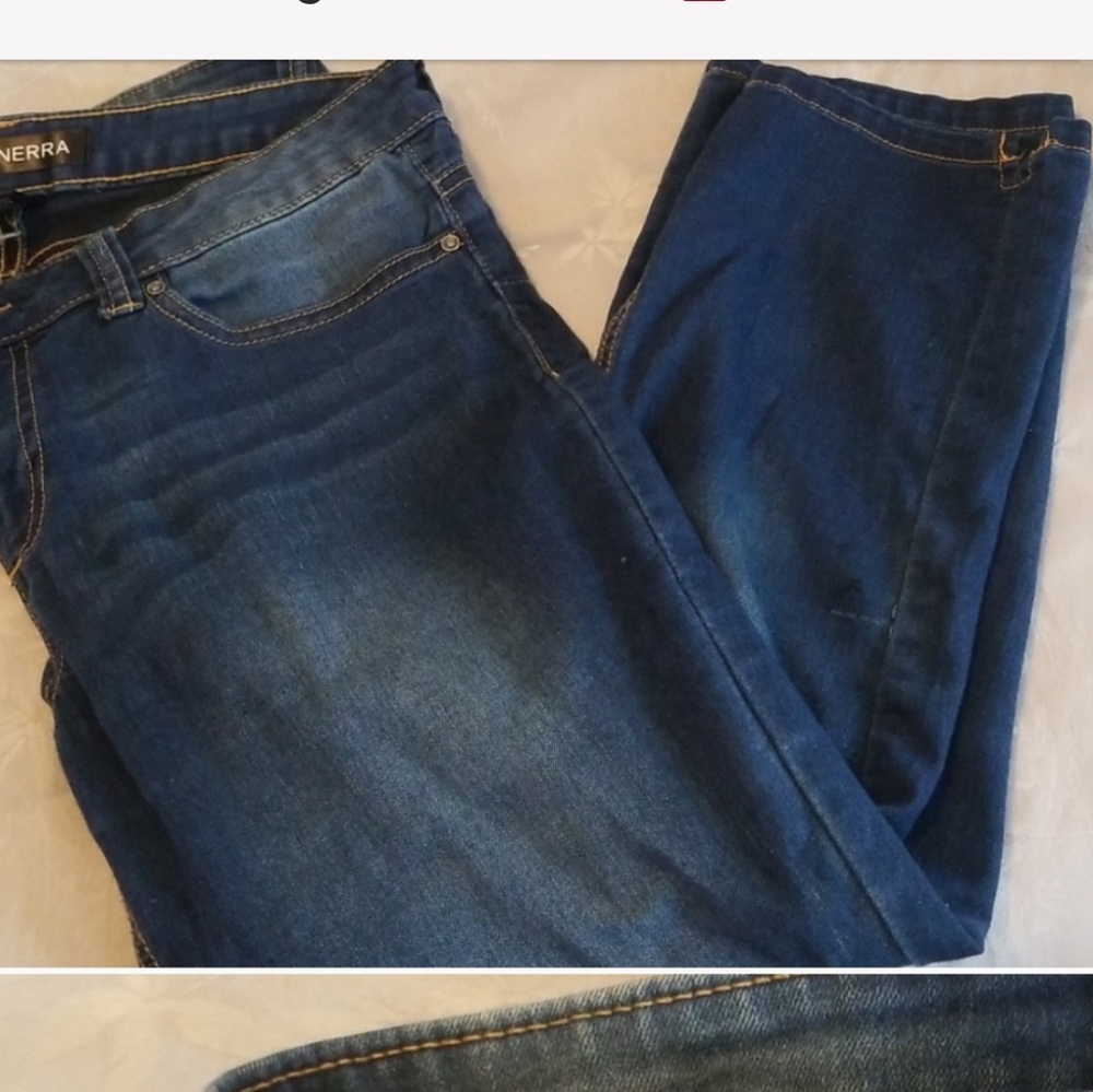 Cute Jean Capris 💙